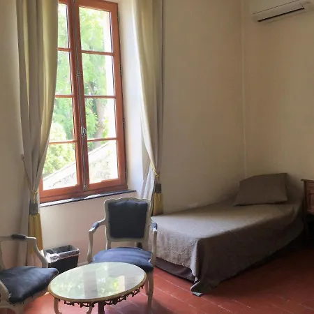 Couette-café D'hôtes Eloi Merle 3*